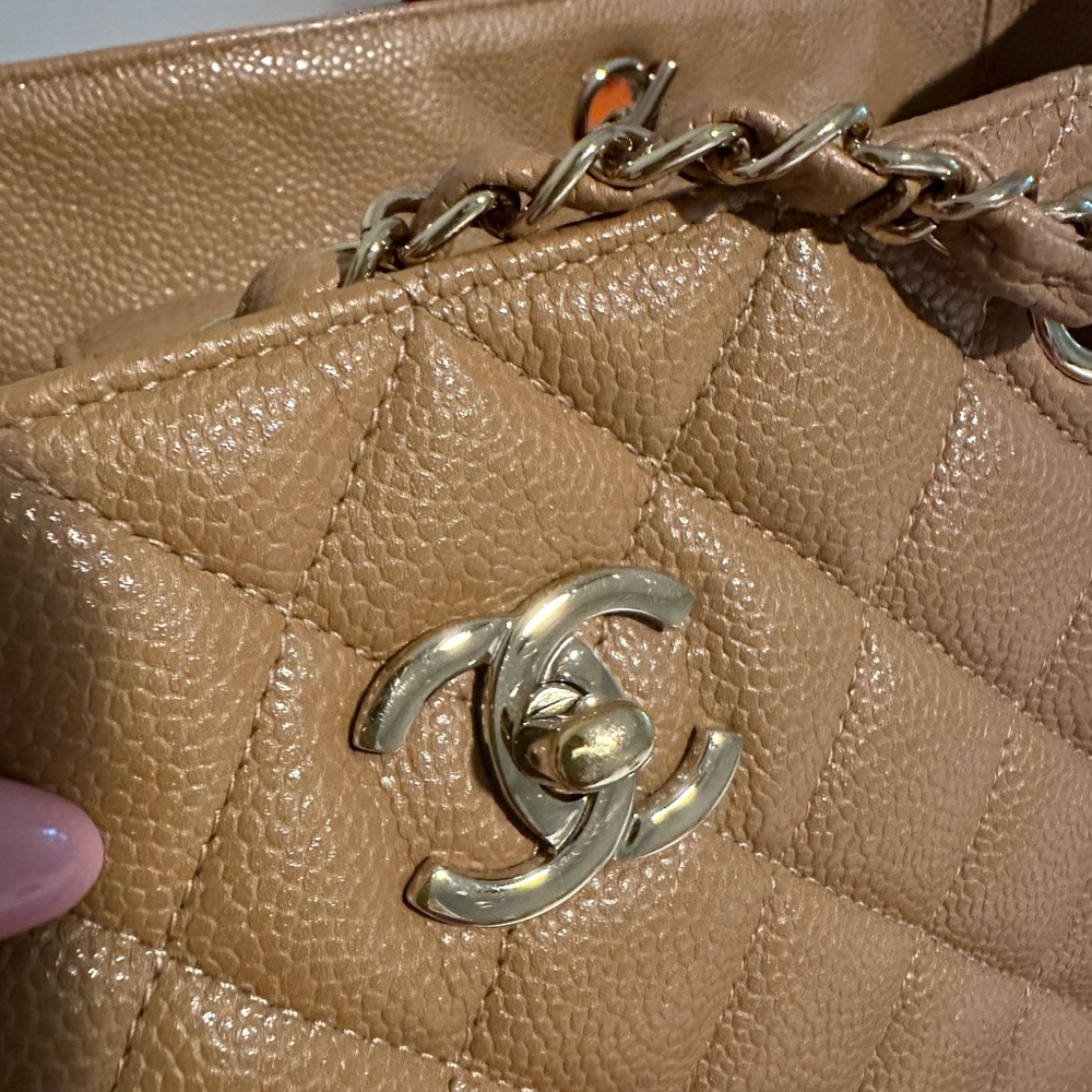 Chanel shopping tote caviar leather